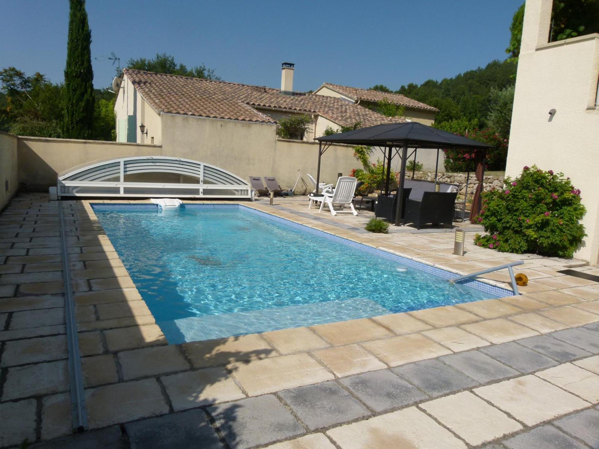 Notre Vie La Bed and Breakfast Roussas Exteriör bild